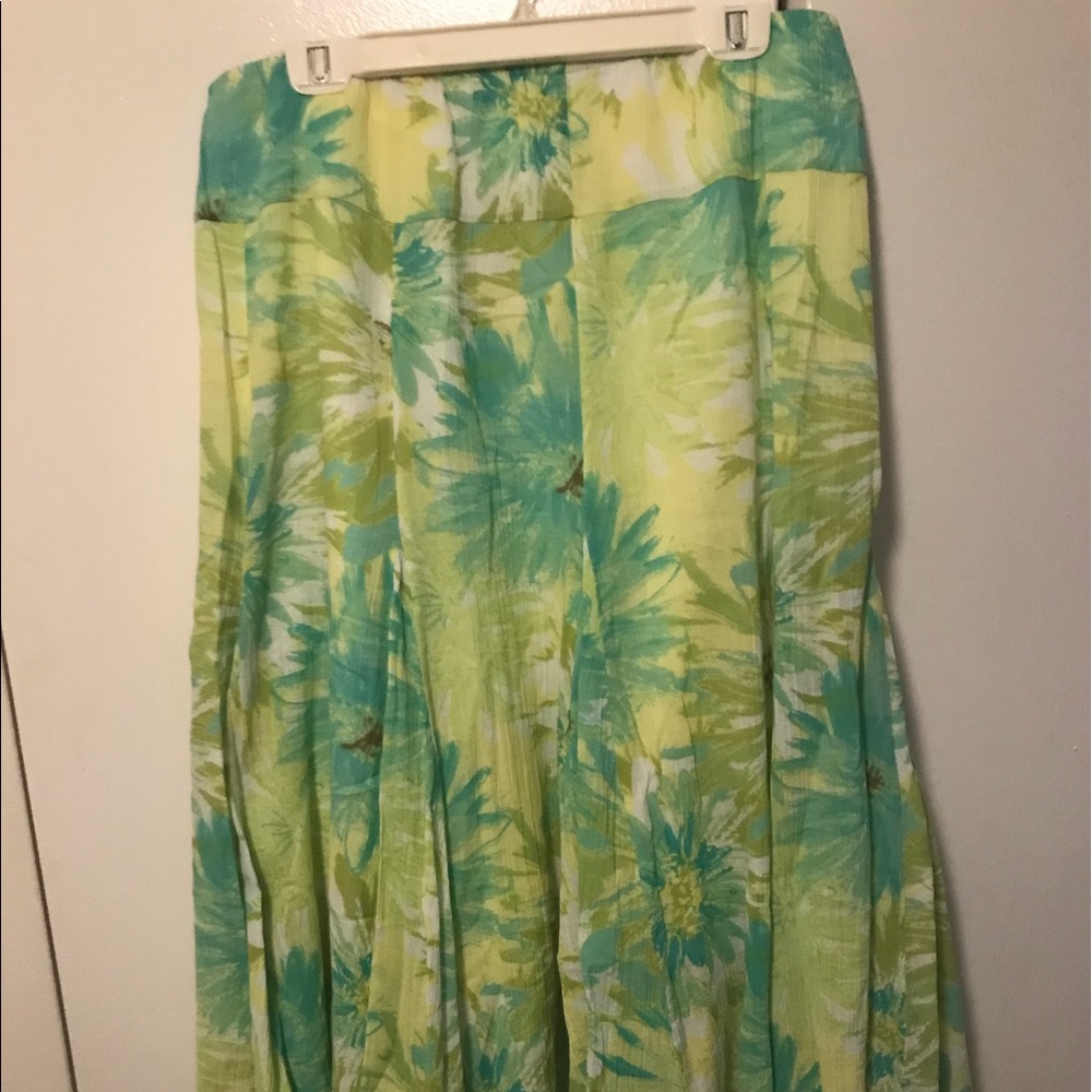 Lined full colorful skirt